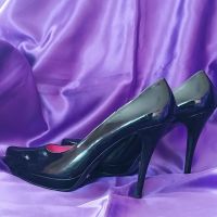 42D Buffalo London Черни лачени обувки с висок ток , снимка 13 - Дамски ежедневни обувки - 45431132