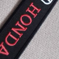 Текстилен ключодържател с  бродиран надпис и емблема Хонда Honda + подарък , снимка 4 - Аксесоари и консумативи - 45344958