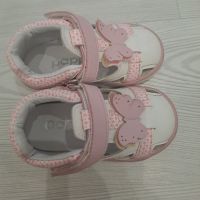 Бебешки сандали за момиче , снимка 2 - Детски сандали и чехли - 45318806