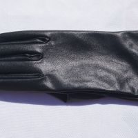 Дълги Черни Ръкавици От Изкуствена Кожа Размер S, снимка 2 - Ръкавици - 45483178