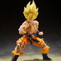 Аниме колекционерска  S.H.Figuarts Екшън Фигурка Dragon Ball Z Son Goku Legendary Super Saiyan, снимка 4 - Колекции - 45373534