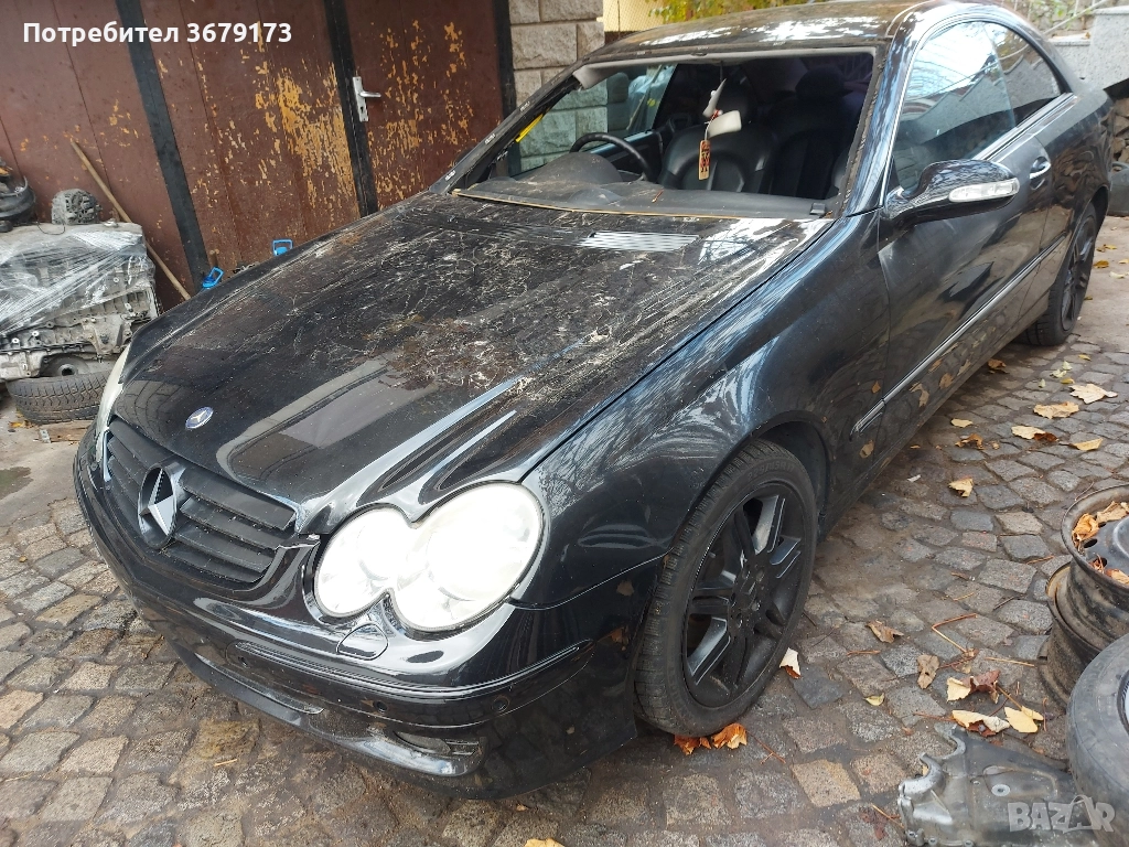Mercedes CLK w209 facelift НА ЧАСТИ, снимка 1