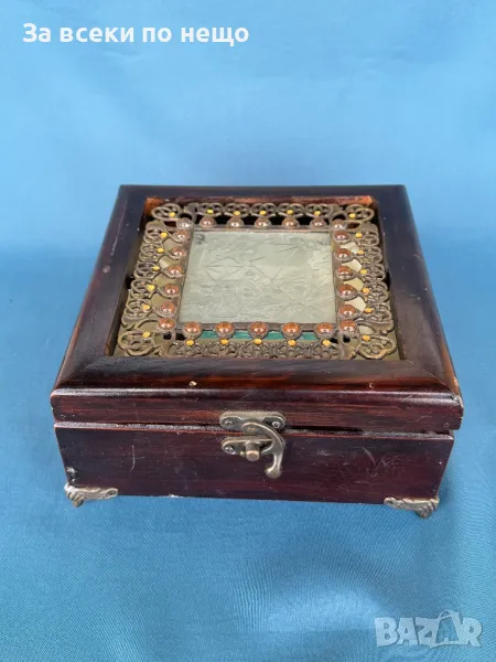 Стара дървена кутия за бижута, снимка 1
