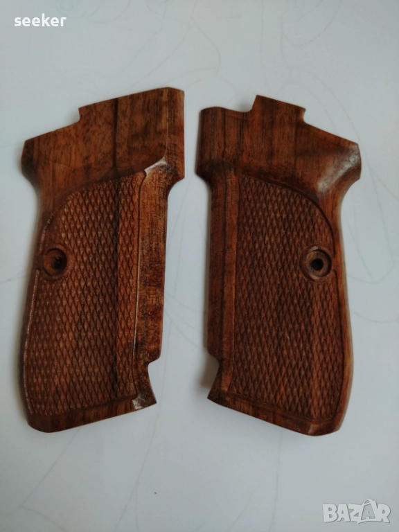 Дървени чирени за CZ 82/83, снимка 1