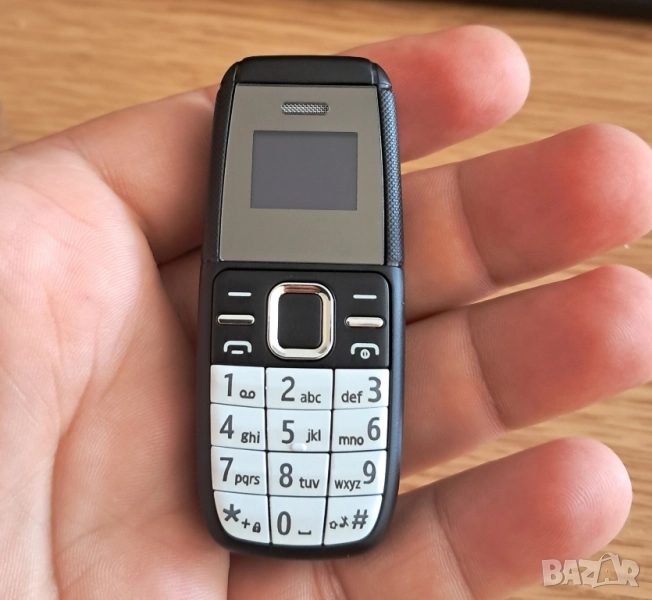 Мобилен апарат Miniphone, снимка 1