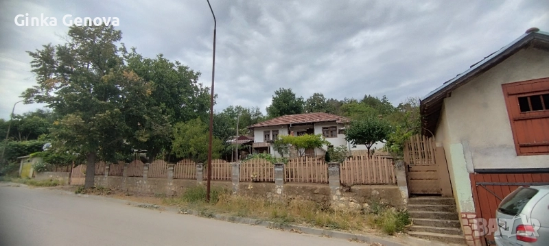 Продавам къща с двор, с. Срацимир, снимка 1
