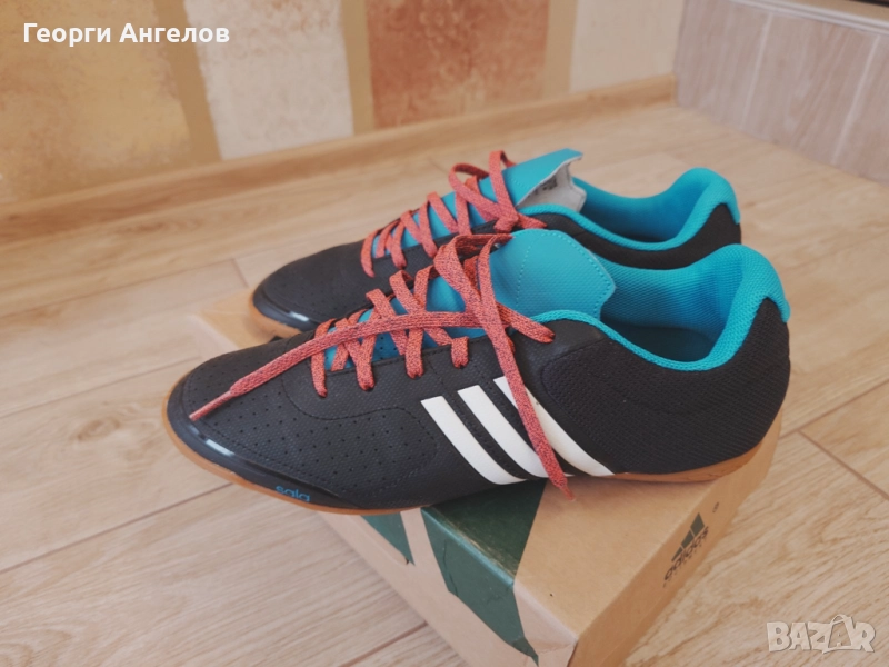 Обувки за зала Adidas, снимка 1
