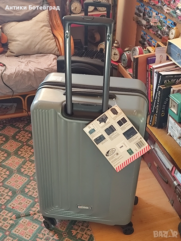 Нов куфар Passenger 77 л. Луксозен , снимка 1