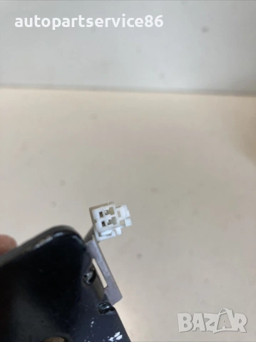 Закопчалка за заден десен колан за KIA Ceed 1.6 CRDi (2010), снимка 2 - Части - 53243424