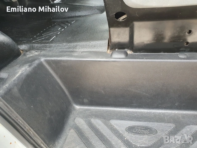 Ford transit 2.4 TDCI, снимка 11 - Камиони - 53616426