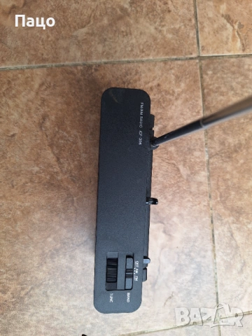 Преносимо радио Sony ICF-306  /Черно, снимка 2 - Радиокасетофони, транзистори - 53666867