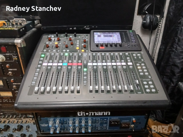 Behringer X32 Compact - Дигитален миксер, снимка 2 - Аудиосистеми - 54111089