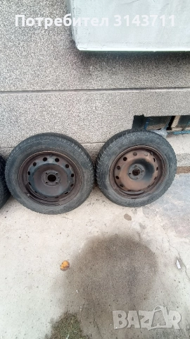 Зимни гуми с джанти за Рено Сценик 15 цола, снимка 3 - Гуми и джанти - 52306057