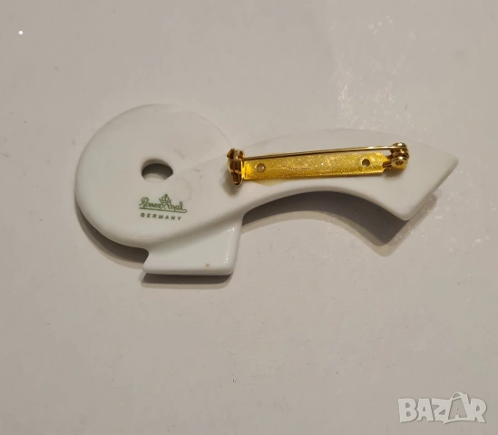 Продавам изключително рядка и стилна порцеланова брошка, снимка 4 - Колекции - 53088582