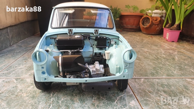 Голям макет на Трабант, снимка 10 - Колекции - 54283235