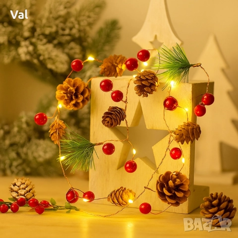 Светеща коледна украса с LED светлини, шишарки и борови клонки