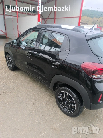 Dacia Spring, снимка 3 - Автомобили и джипове - 54124530