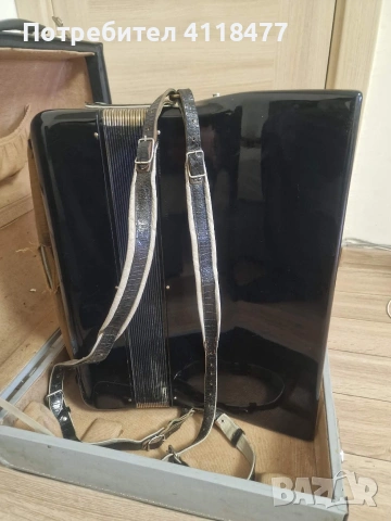 Чешки акордеон DELICIA choral 120 баса, снимка 4 - Акордеони - 53716711