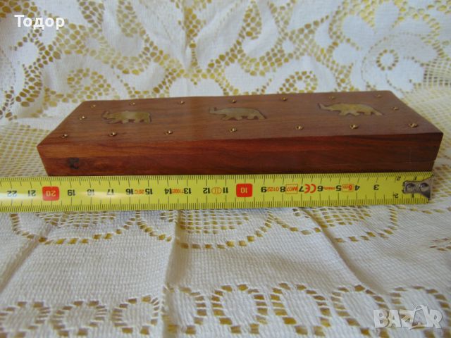 Дървена кутия с месингови орнаменти, снимка 5 - Колекции - 45268640