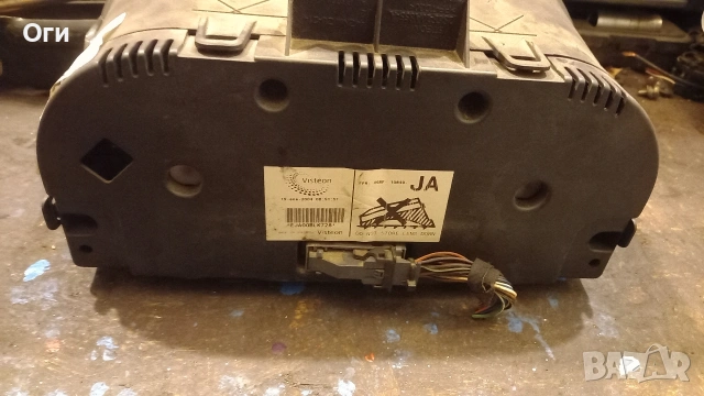 Километражно табло за Форд Фиеста 1.4 TDCi 2004г. 4S6F-10849 JA, снимка 2 - Части - 53417194