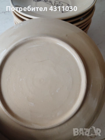12 броя керамични чинии от 80-те  години, снимка 4 - Чинии - 54261815