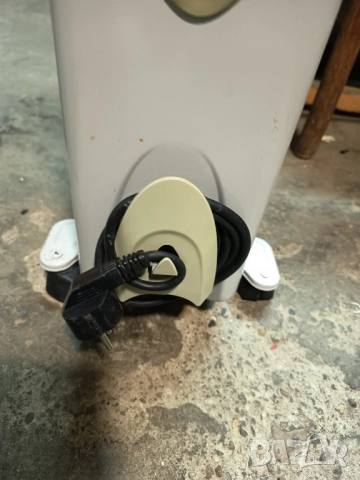 Маслен радиатор 1500 вата, снимка 8 - Радиатори - 51946315