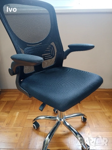 Офис стол нов