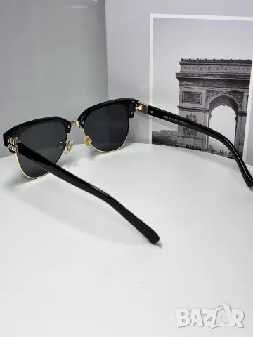 очила с калъф miu miu burberry versace , снимка 3 - Слънчеви и диоптрични очила - 50415892