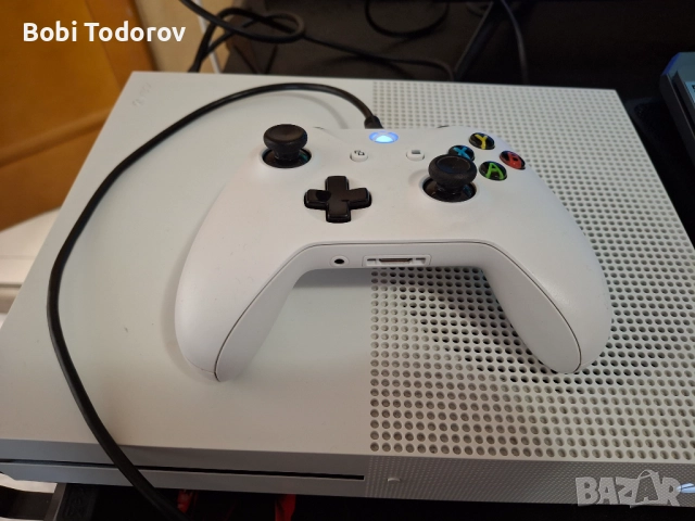 Xbox one s, снимка 2 - Xbox конзоли - 52669018
