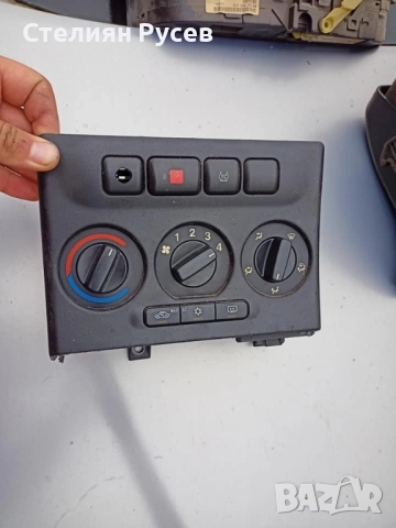 конзола парно с климатик за opel zafira A 1.8 ecotek - бензин -цена 25 лв или 12,78 евро работеща