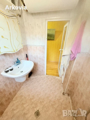 ПРОДАВА ЕТАЖ ОТ КЪЩА - гр. Самоков, ( зад болницата ), снимка 11 - Етаж от къща - 51109019