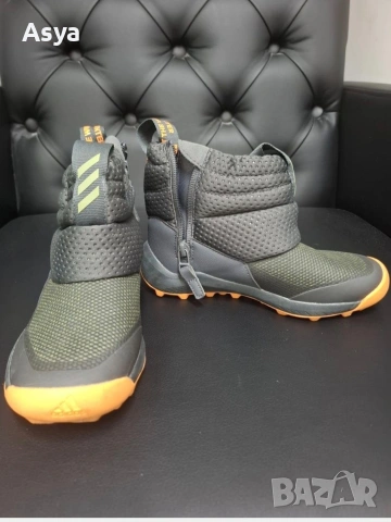 детски ботуши Adidas , снимка 3 - Детски боти и ботуши - 53694955