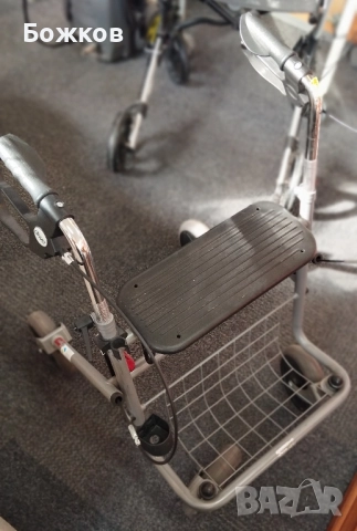 Ролатор за възрастни, снимка 2 - Ролатори - 52074714