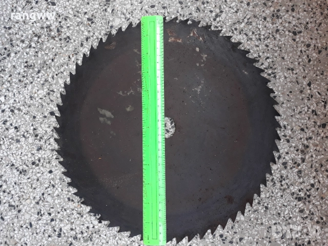 Диск за циркуляр за дърво 300 мм