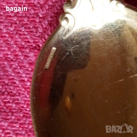 Кристофър с позлата., снимка 3 - Антикварни и старинни предмети - 53944887