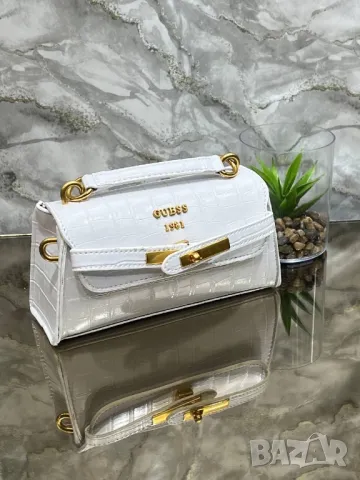 чанти GUESS
МИНИ❌
:14x9 cm
