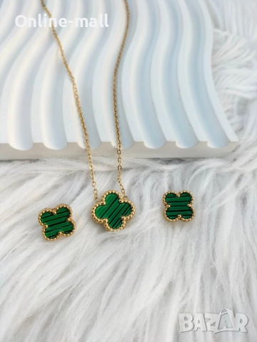 Луксозен комплект колие и обеци детелина Van Cleef медицинска стомана, снимка 3 - Обеци - 52425169