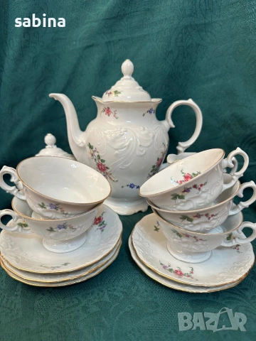 Класически полски бароков сервиз с релефни орнаменти и флорален декор