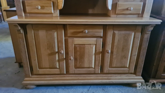 Уникален масивен бюфет в рустикален стил – Бижу за Вашия дом!, снимка 5 - Секции и витрини - 54202926