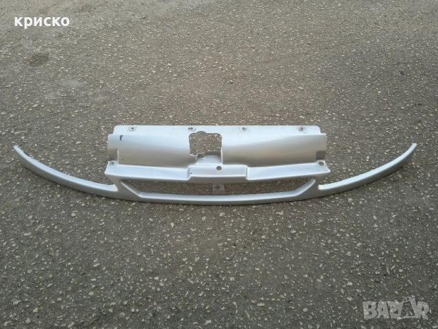 решетка пежо 206, снимка 3 - Части - 23879669