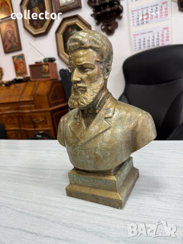 Бронзиран бюст на Христо Ботев. №7783, снимка 2 - Антикварни и старинни предмети - 52881547