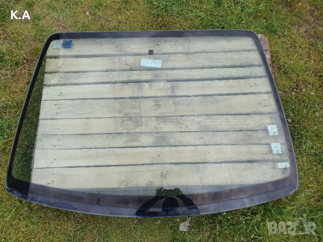 Челно стъкло Renault Scenic