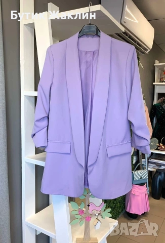 Дамски сака, снимка 2 - Сака - 53377736