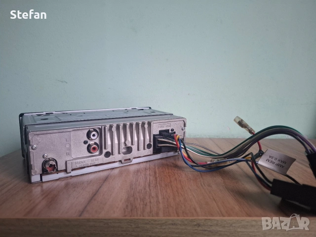 Радио за кола, снимка 2 - Аксесоари и консумативи - 53495392