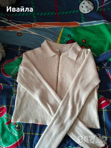 Бяла блузка с дълъг ръкав , снимка 1 - Блузи с дълъг ръкав и пуловери - 45567410