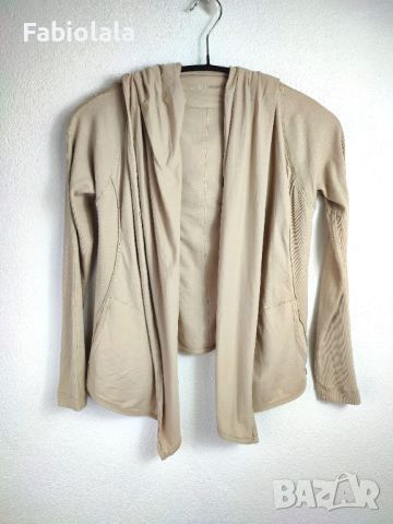 Marc Cain vestje S, снимка 1 - Блузи с дълъг ръкав и пуловери - 45779310