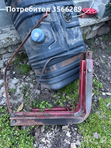 Резервоар 250 литра , снимка 3 - Части - 53901054