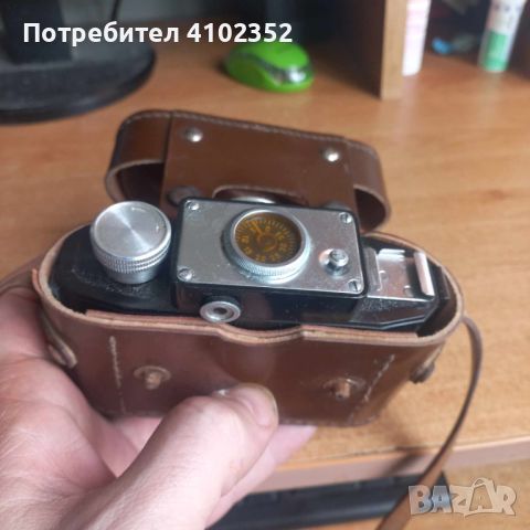 Продавам руски ретро фотоапарати - "ФЕД 5В" и "Смена", снимка 2 - Фотоапарати - 45852495