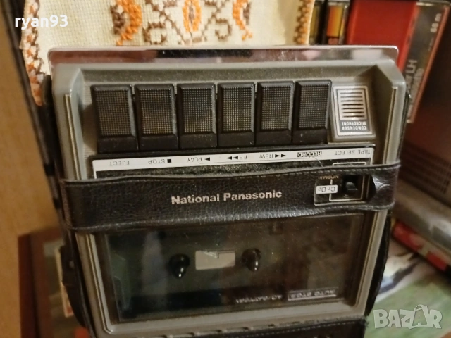 Винтидж преносим касетофон National Panasonic RQ312S, снимка 3 - Друга електроника - 53935158
