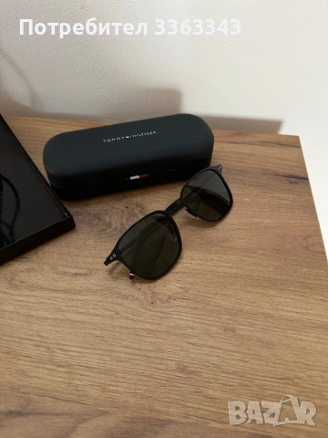 Нови очила на Томи Хилфигър, снимка 2 - Слънчеви и диоптрични очила - 53483249